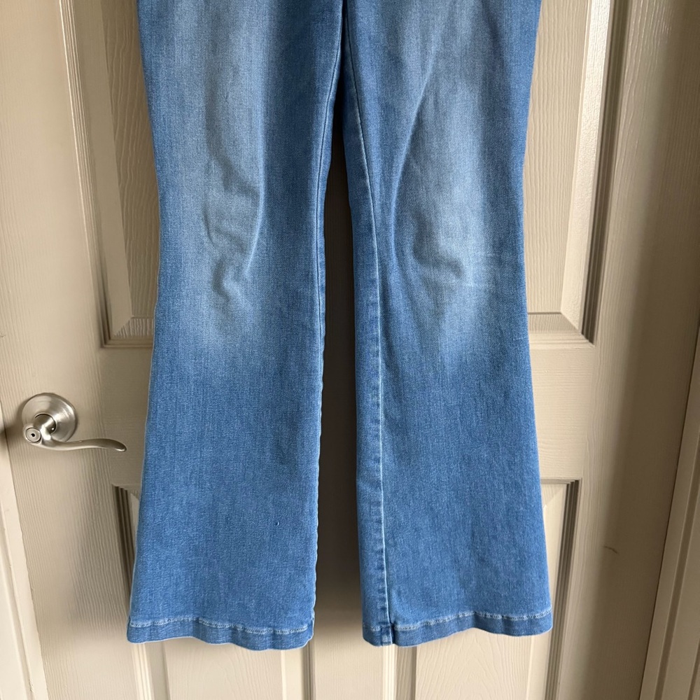 Spanx Flare Leg Pull-On Jeans - Picture 4 of 11